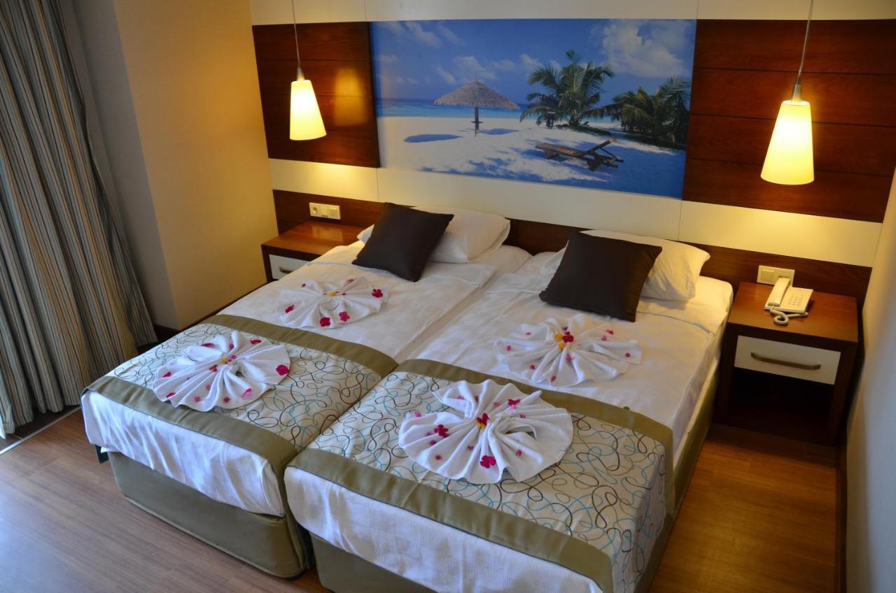 Holiday City Hotel (Adults Only) Side Kamer foto